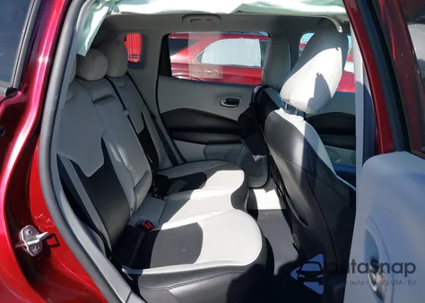 2021 Jeep Compass Limited Fwd from USA, damaged, VIN 3C4NJCCB6MT528202